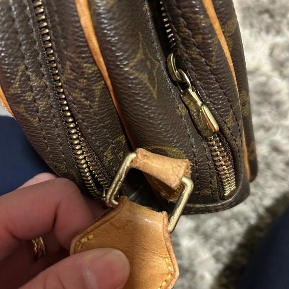 Louis Vuitton Dark Brown Monogram Messenger Bag - Picture 16 of 16